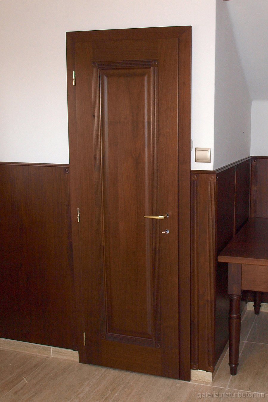 balmaz-sutode-ajto-diofabol-111029.jpg - Balmaz S�t�de ajt� - di�f�b�l (111029)