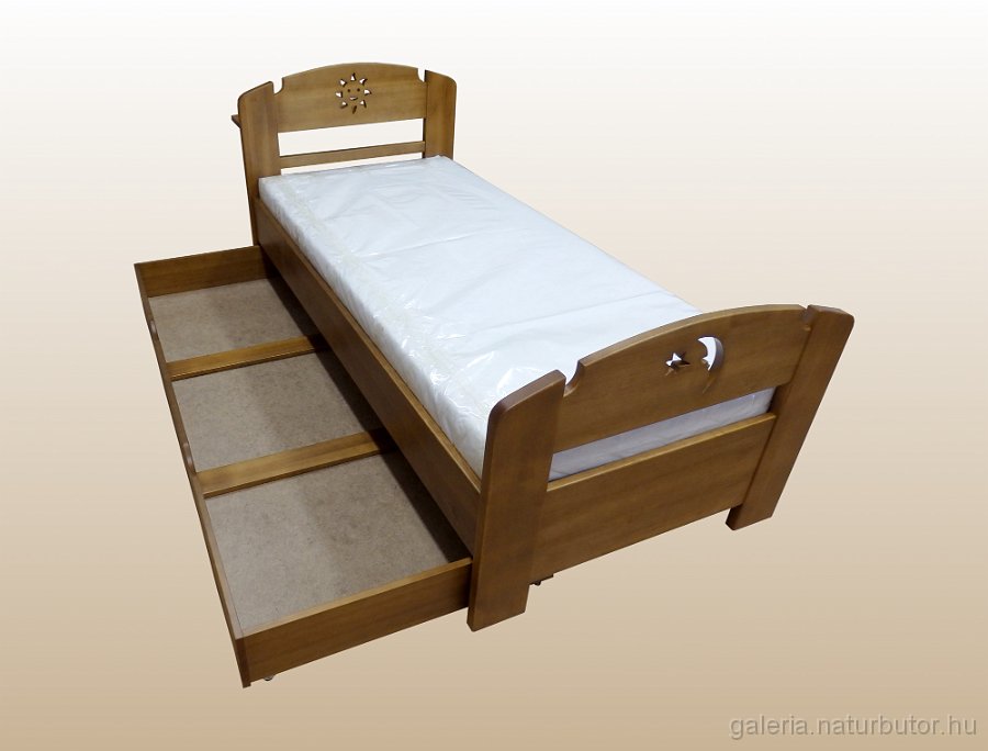 napocskas_agyk_gurulos-agynt_gysz1614479.jpg - Naposcsk�s gyerek�gy (2) - gurul�s �gynem�tart�val (gysz1614479)