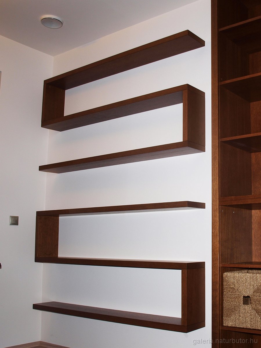 polc_E239-2015.jpg - Polc (E239-2015)