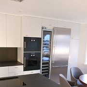 egyedi_konyha_minimal_stilusban