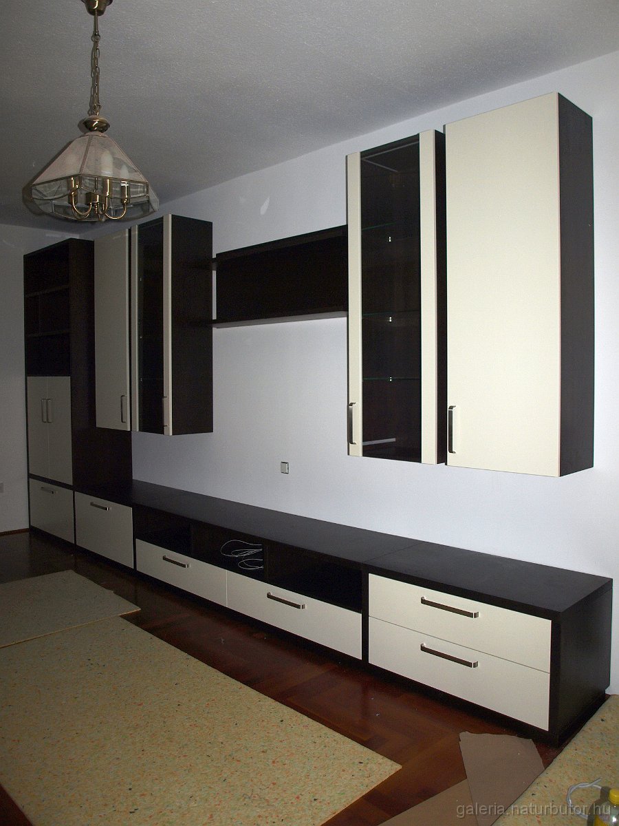 egyedi_szekrenysor_gysz1901454.JPG - TV-szekr�ny (gysz1901454)
