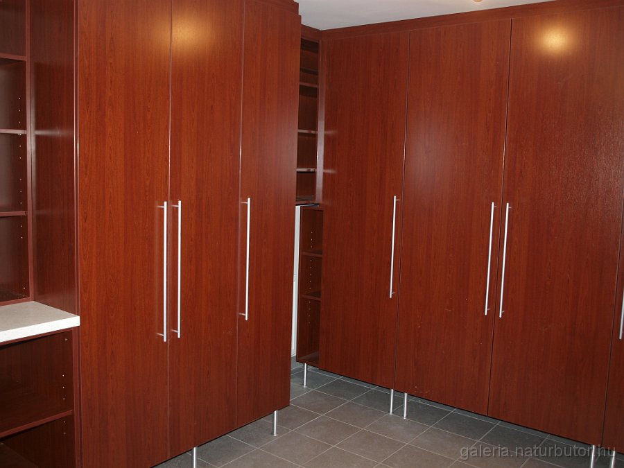 beepitet-szekreny-120210-1.jpg - Be�p�tett szekr�ny (120210-1)