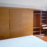 egyedi_beepitett_haloszoba_szekreny_006