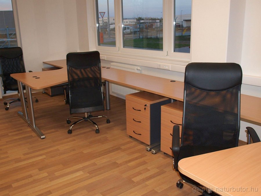 irodaberendezes_FL-FO_1.jpg - Irodaberendez�s (1) (FL-FO)