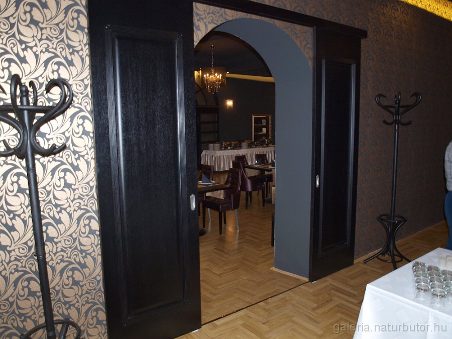 uj-vigado-111216-06.jpg - �j Vigad� (111216-06)