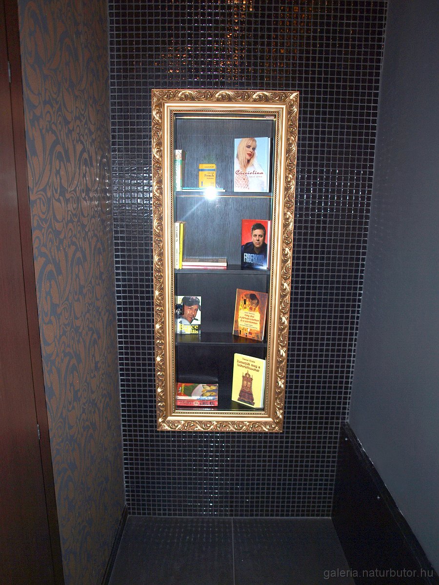 uj-vigado-111216-08.jpg - �j Vigad� (111216-08)